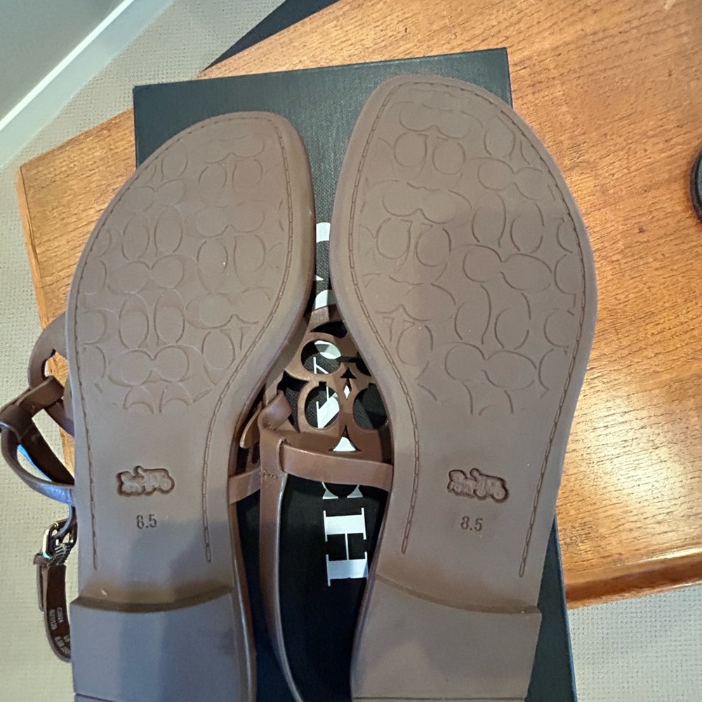 Coach Jaci Leather Sandal, Saddle, Size 8.5 - Picture 4 of 14